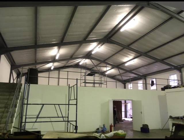 500M² WAREHOUSE RENTED IN WESTLAKE